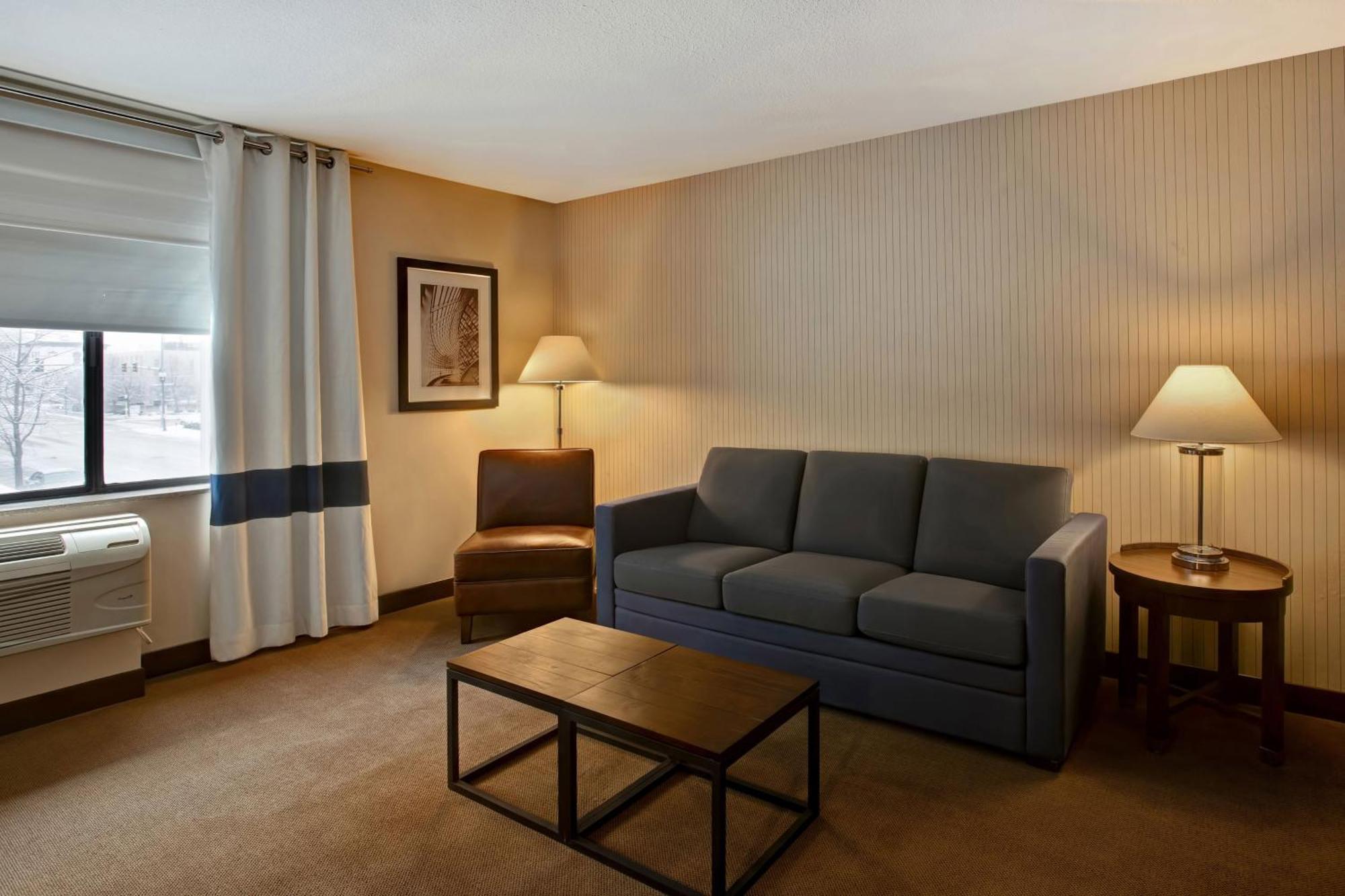 Four Points By Sheraton Peoria Eksteriør bilde
